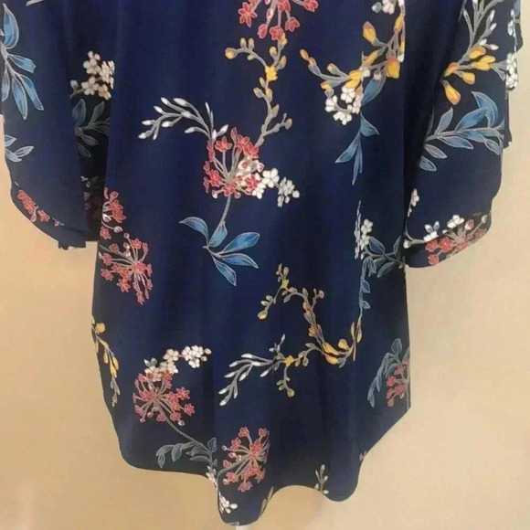 Liz Claiborne Career Floral Top Layered Oversized Short Bell Sleeves-Size XL - Picture 9 of 9